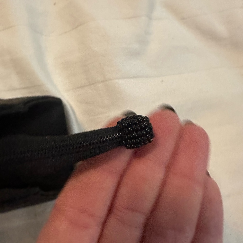La Regale Elegant Black Mini Bag - Picture 5 of 10
